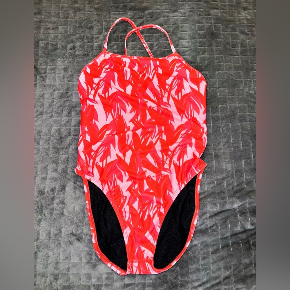 Jolyn Brandon Size 32 (used for 1 practice)